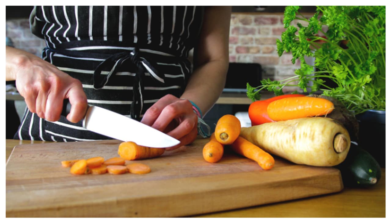 കട്ടിങ് ബോർഡ് 