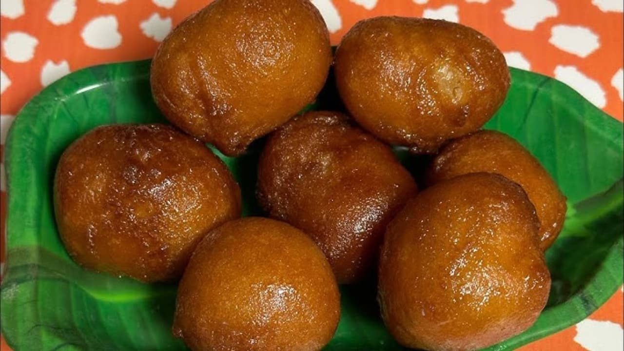 பால் பன் : பால் பன் :