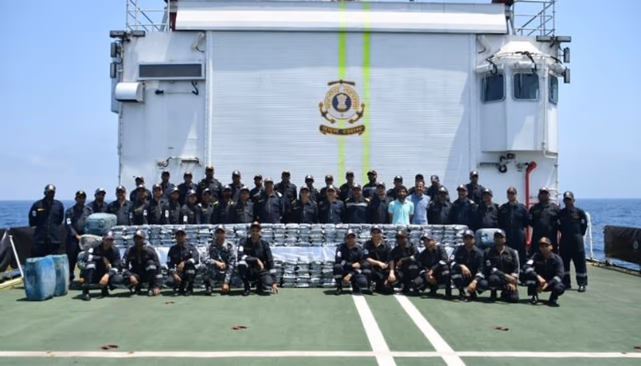 மத்திய அரசு வேலை: இந்திய கடலோர காவல்படையில் அறிய வாய்ப்பு!