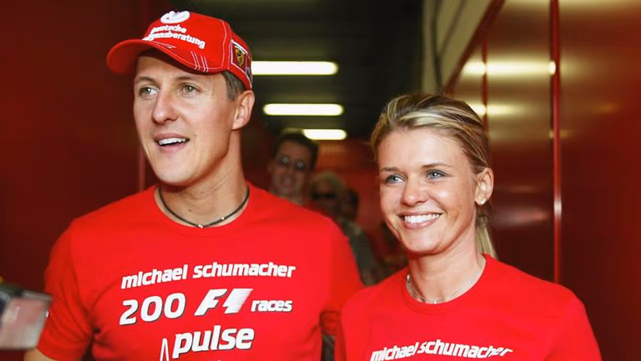 पत्नी कोरिन्ना की मदद से हुआ यह दुर्लभ हस्ताक्षर