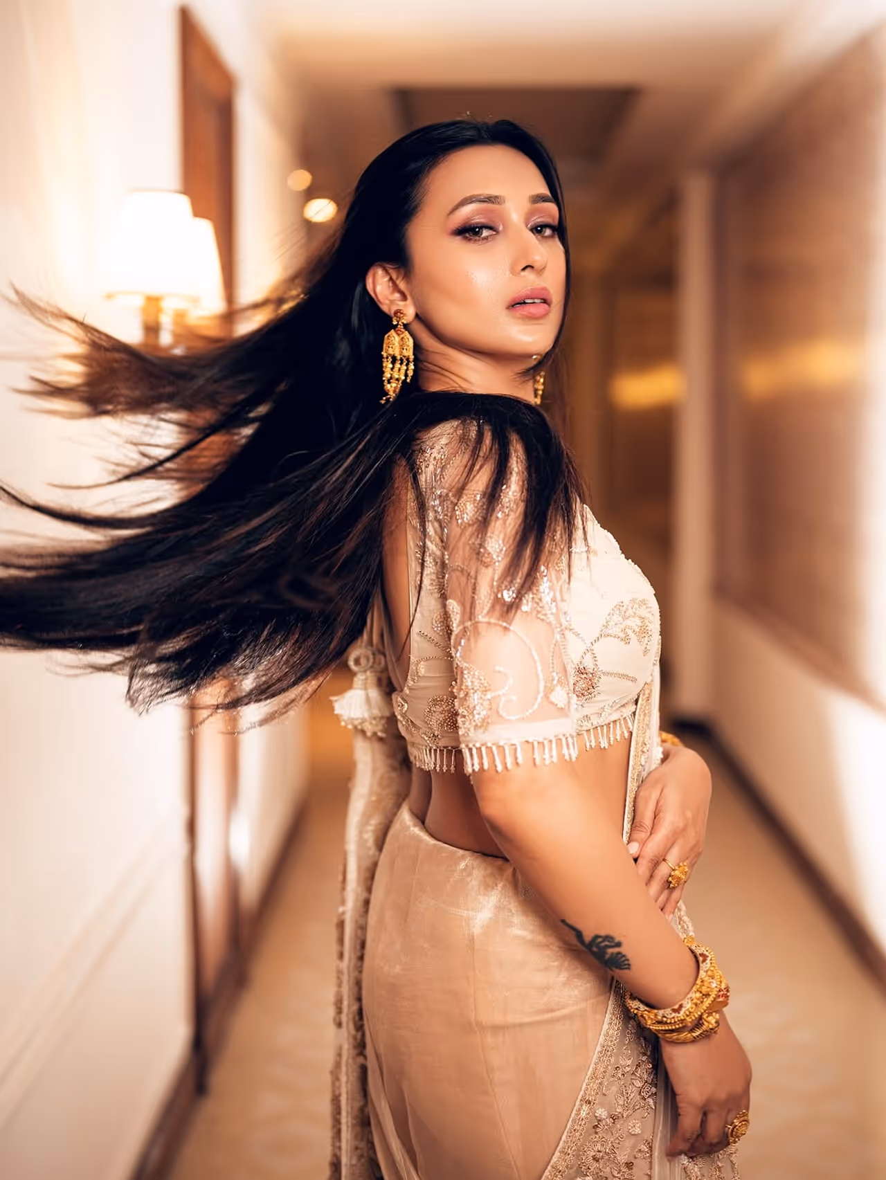 অভিনেত্রী মিমি চক্রবর্তী অভিনেত্রী মিমি চক্রবর্তী