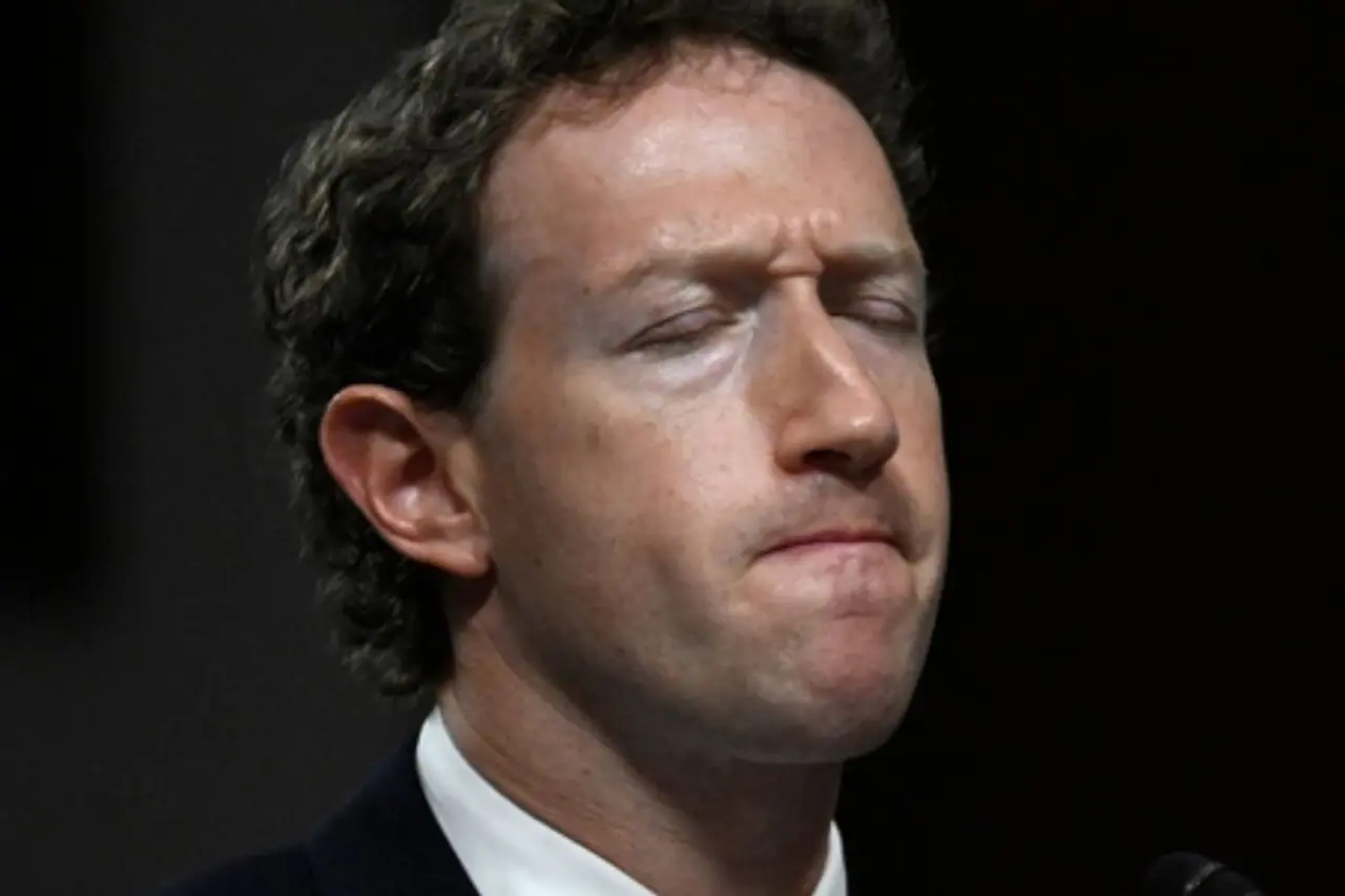 "நான் மார்க் சூக்கர்பெர்க், ஆனால் அந்த மார்க் சூக்கர்பெர்க் அல்ல!"