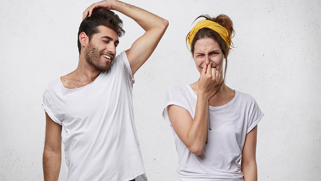 नींबू के रस का करें इस्तेमाल 