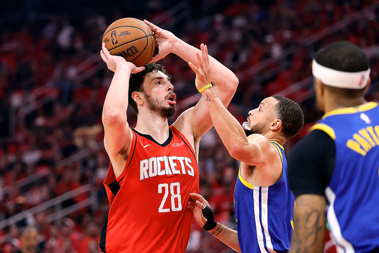 1. Superior Three Point Shooting