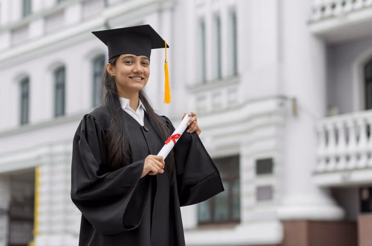 மாநில பல்கலைக்கழகங்களில் முனைவர் பட்ட ஆய்வு கண்காணிப்பு