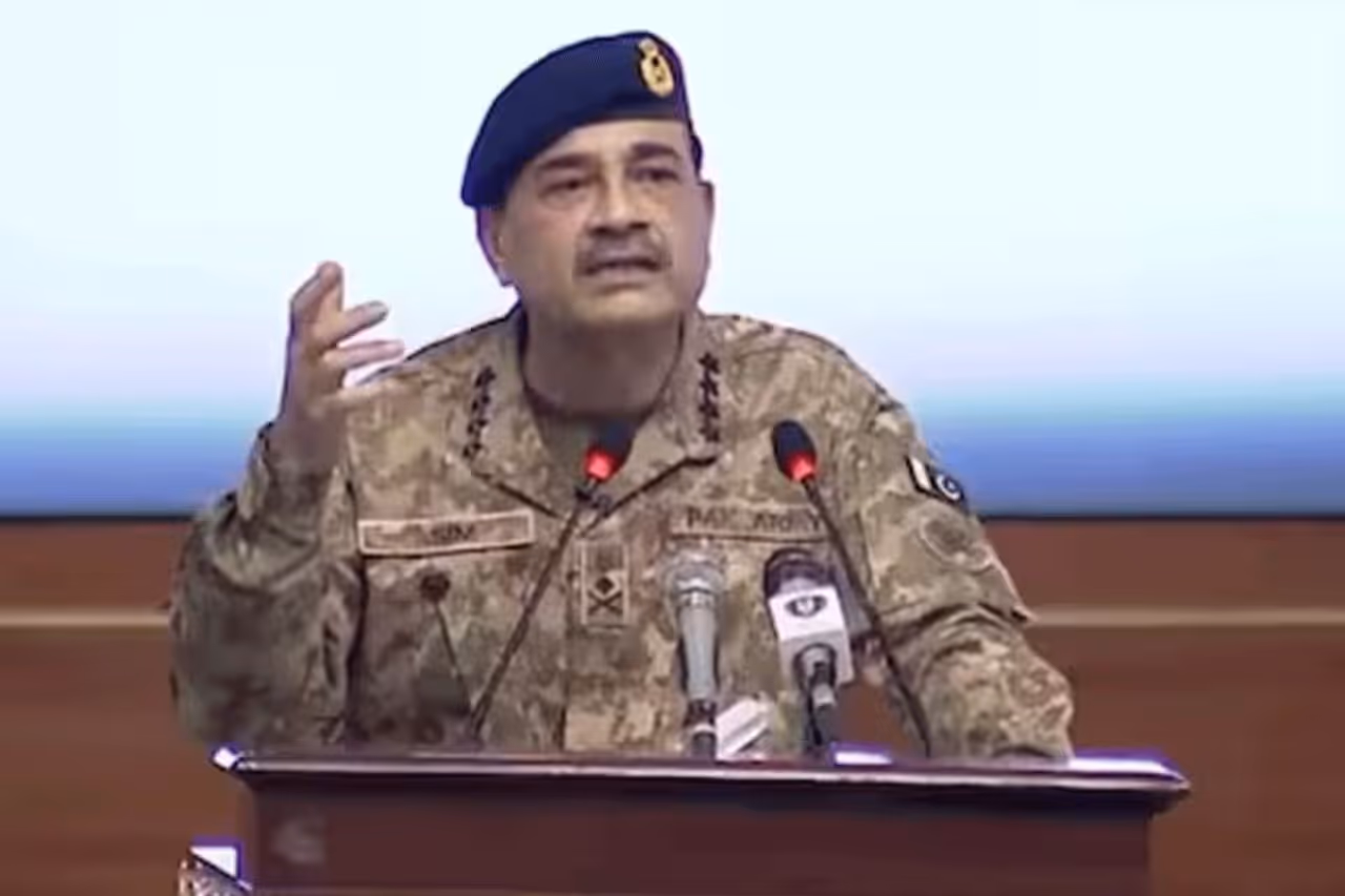 আসিম মুনির