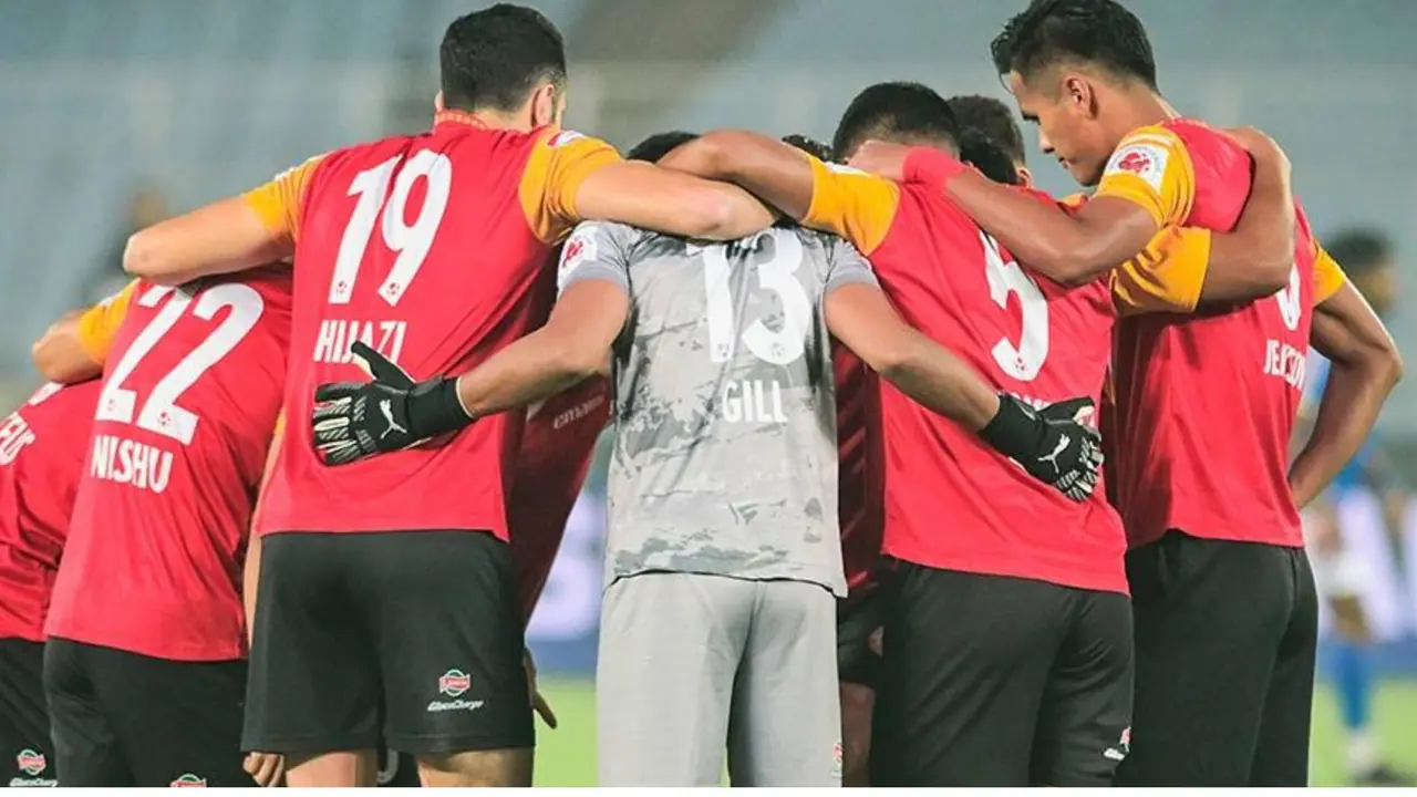 বিগত বেশ কয়েক বছর ধরে ইস্টবেঙ্গলের পারফরম্যান্স কার্যত, তলানিতে