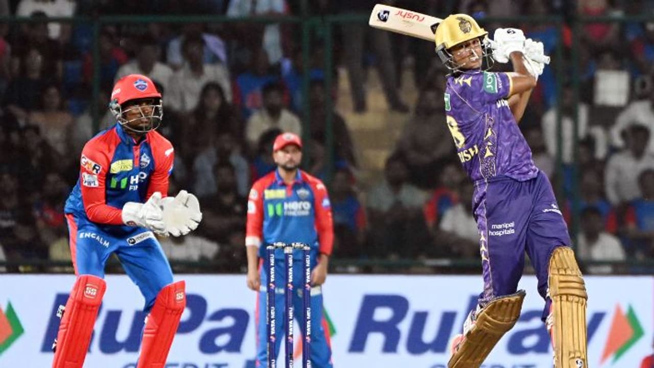 DC ने टॉस जीतकर गेंदबाजी चुनी DC ने टॉस जीतकर गेंदबाजी चुनी