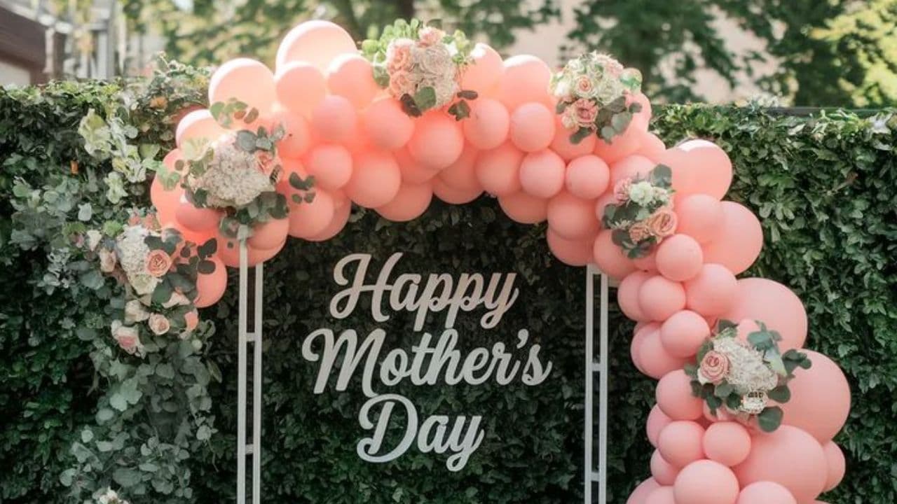 मदर्स डे सेलिब्रेट कैसे करें (How to Celebrate Mother's Day 2025) मदर्स डे सेलिब्रेट कैसे करें (How to Celebrate Mother's Day 2025)