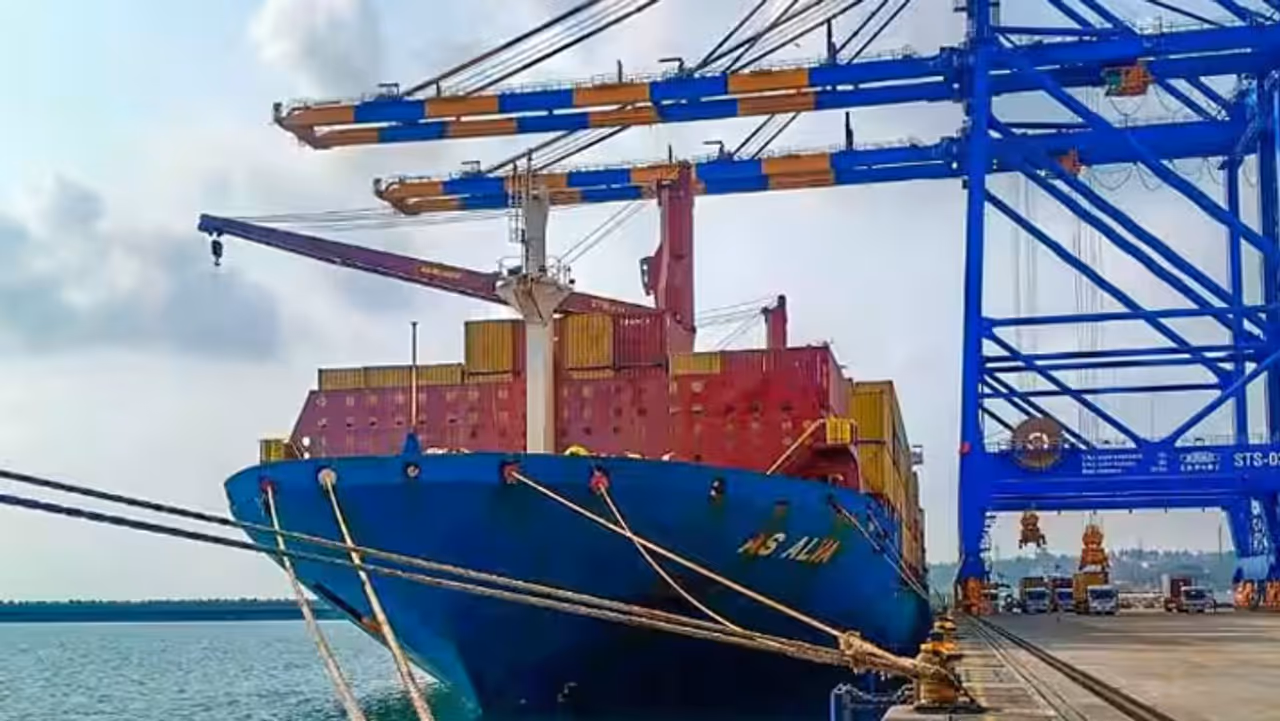 विझिनजाम इंटरनेशनल डीप सी वाटर मल्टीपर्पज सीपोर्ट क्यों खास