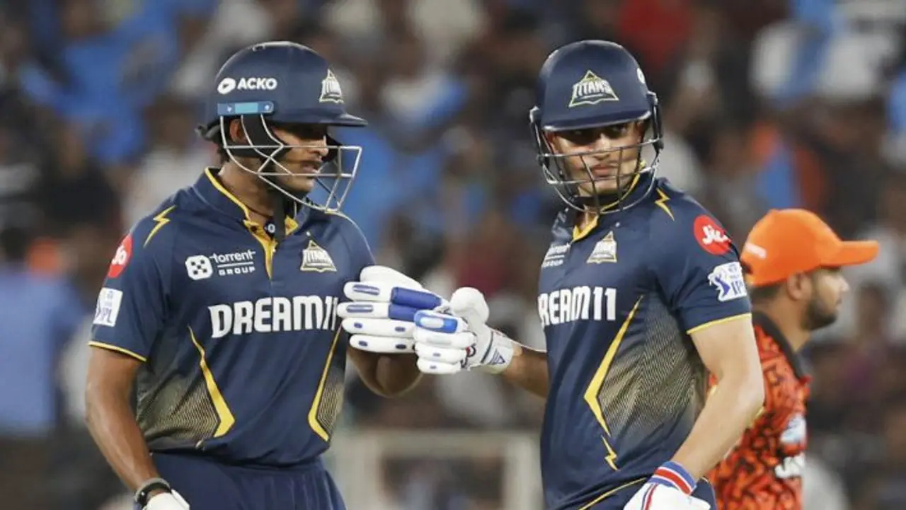 SRH ने टॉस जीतकर गेंदबाजी चुनी SRH ने टॉस जीतकर गेंदबाजी चुनी