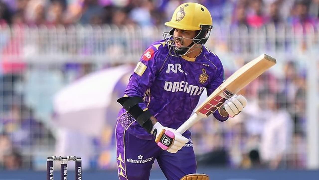 KKR ने टॉस जीतकर बल्लेबाजी चुनी KKR ने टॉस जीतकर बल्लेबाजी चुनी