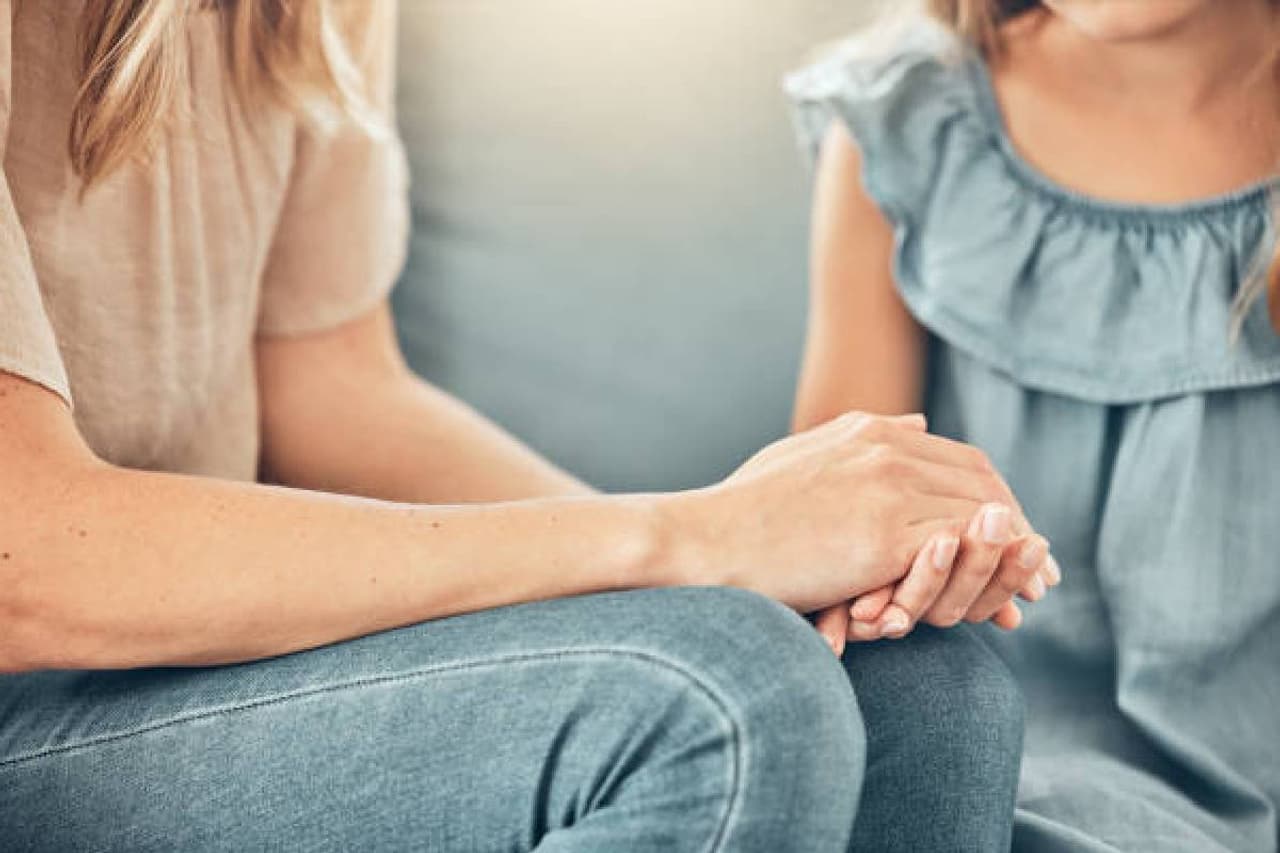 Parenting Guide: Never do THESE 7 things in front of kids Parenting Guide: Never do THESE 7 things in front of kids