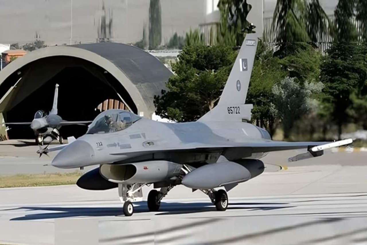 भारत ने किया पाकिस्तानी हमलों को नाकाम