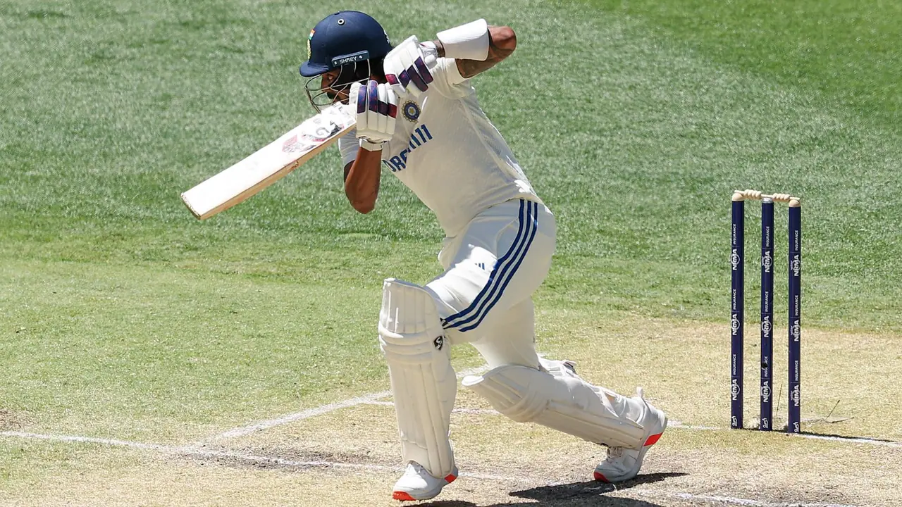 ఇంగ్లాండ్ పై కేఎల్ రాహుల్ సెంచరీ ఇంగ్లాండ్ పై కేఎల్ రాహుల్ సెంచరీ