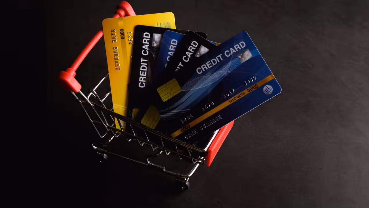 அதிகரிக்கும் கிரெடிட் கார்டு பயன்பாடு