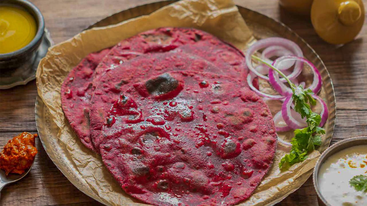 बीटरूट पराठा बीटरूट पराठा