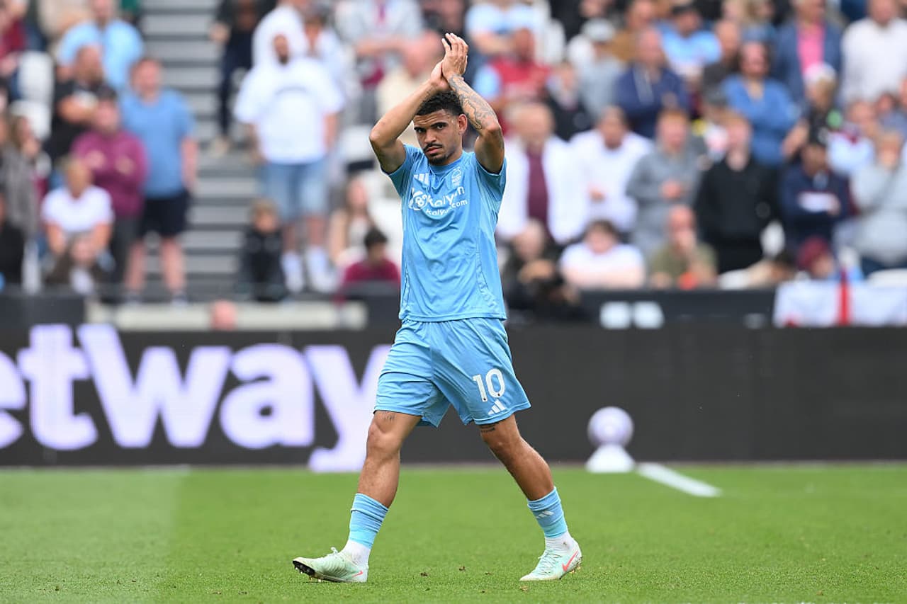 Morgan Gibbs White (Nottingham Forest) Morgan Gibbs White (Nottingham Forest)