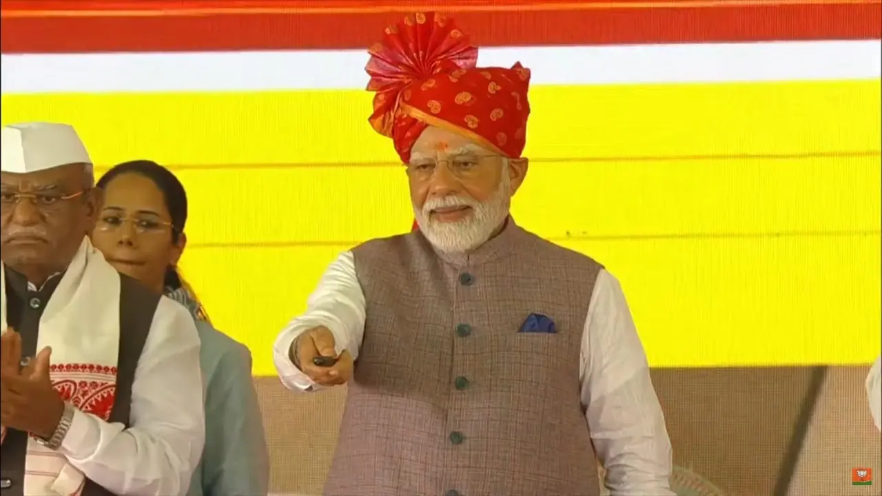 PM मोदी ने मध्यप्रदेश के 6 अमृत स्टेशनों का किया वर्चुअल लोकार्पण