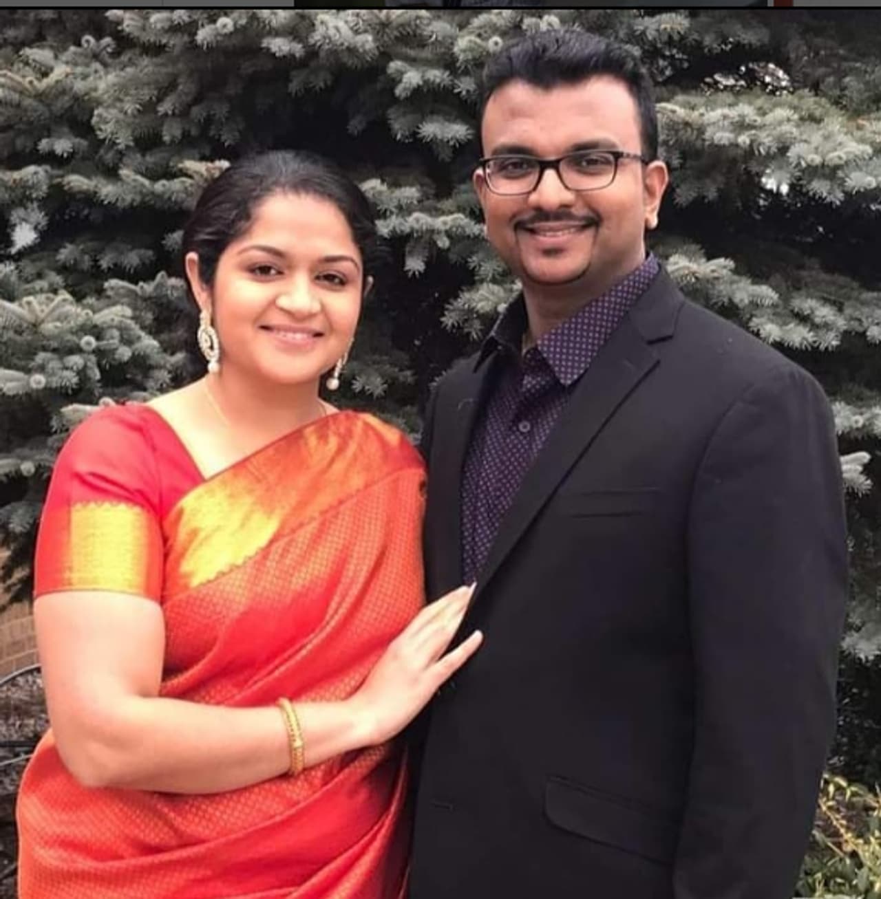 ‘காசி’ படத்தின் மூலம் கார்த்திகா தமிழில் அறிமுகம்