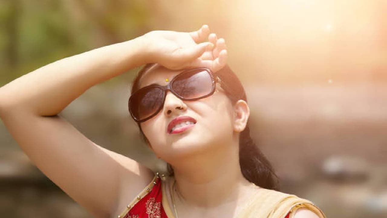 ত্বকের যত্নে স্বাস্থ্যকর টিপস ত্বকের যত্নে স্বাস্থ্যকর টিপস