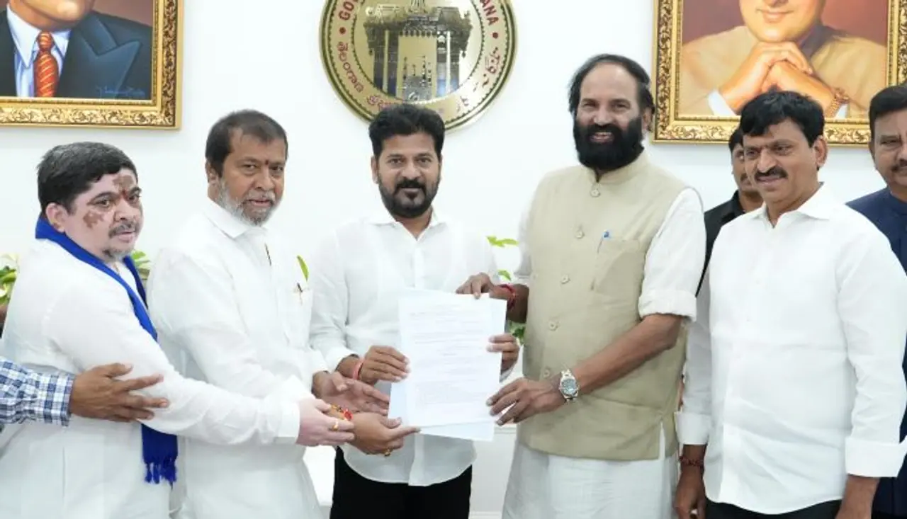 తెలంగాణ మంత్రివర్గ విస్తరణకు మూహూర్తం ఫిక్స్ తెలంగాణ మంత్రివర్గ విస్తరణకు మూహూర్తం ఫిక్స్