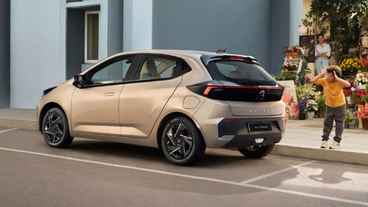 Tata Altroz 2025