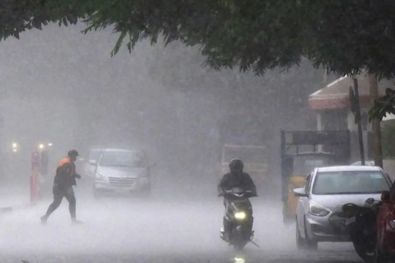 తెలంగాణలో భారీ వర్షాలు