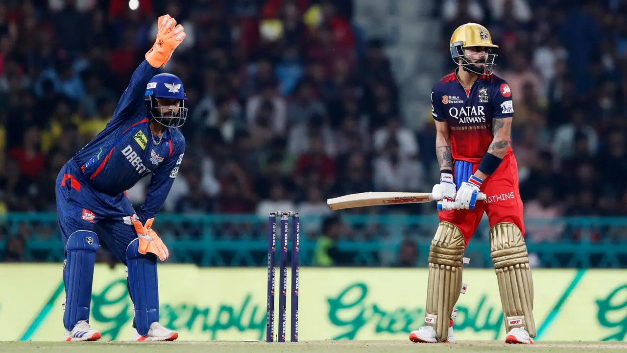 ಲಾಂಗೆಸ್ಟ್ ಸಿಕ್ಸ್ ಹೊಡೆದ ಆಟಗಾರರಲ್ಲಿ ಕೊಹ್ಲಿಗಿಲ್ಲ ಸ್ಥಾನ ಲಾಂಗೆಸ್ಟ್ ಸಿಕ್ಸ್ ಹೊಡೆದ ಆಟಗಾರರಲ್ಲಿ ಕೊಹ್ಲಿಗಿಲ್ಲ ಸ್ಥಾನ