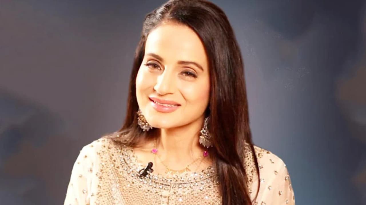 50 ವರ್ಷವಾದರೂ ಒಂಟಿಯಾಗಿರುವ ಅಮೀಶಾ ಪಟೇಲ್