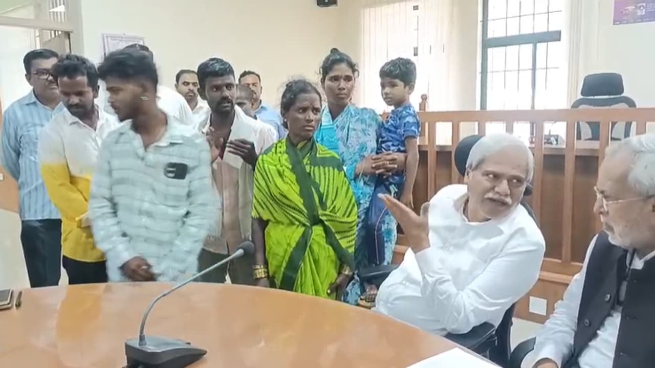 ಇವರೇನು ಜನ ಸೇವಕರೋ ಅಥವಾ ದರ್ಪ ತೋರುವ ಮಿನಿಸ್ಟರೋ