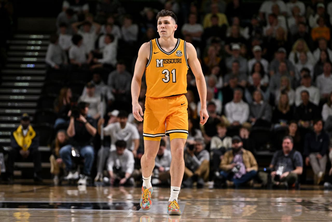 Caleb Grill’s Long NCAA Journey Ends with Warriors’ Interest Caleb Grill’s Long NCAA Journey Ends with Warriors’ Interest