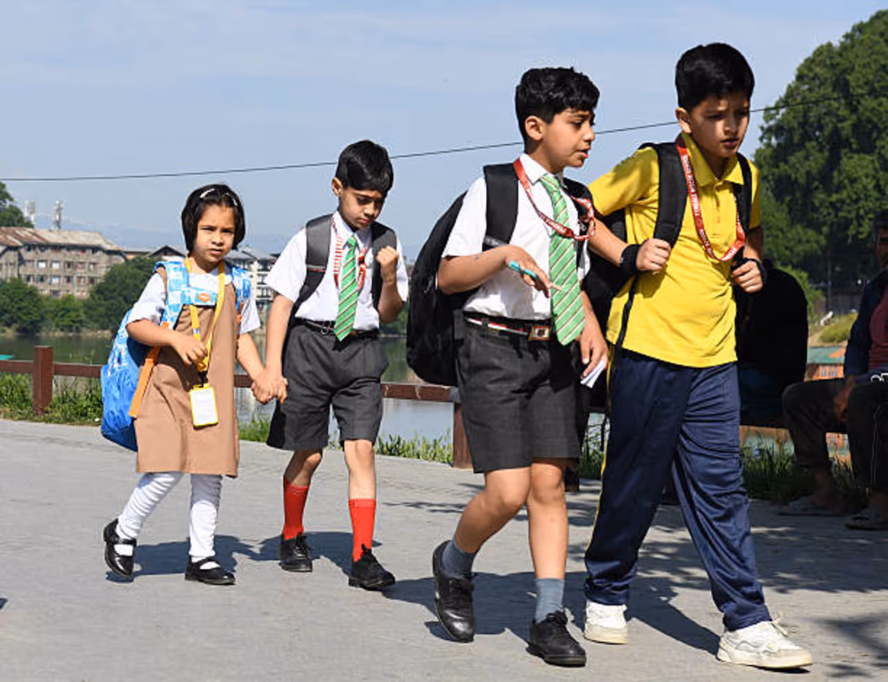 తెలంగాణలో సెలవులే సెలవులు...