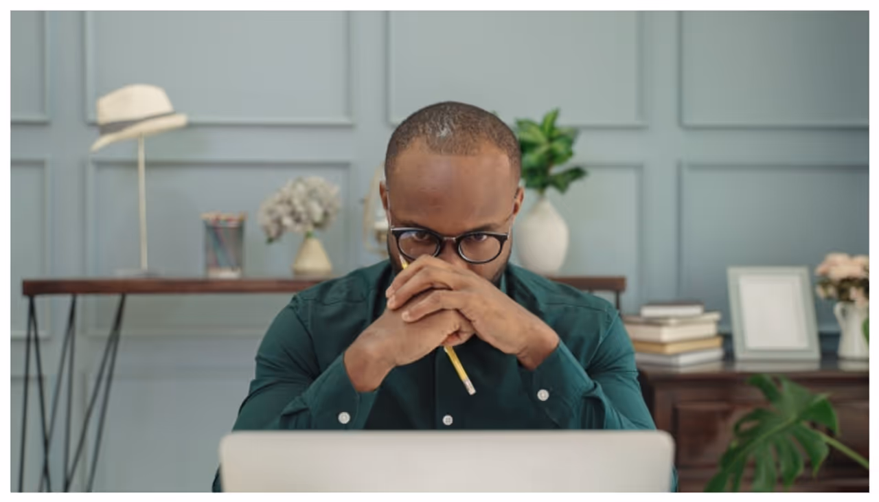 ట్రంప్ పాలనలో వలసదారులపై కఠిన వైఖరి ట్రంప్ పాలనలో వలసదారులపై కఠిన వైఖరి