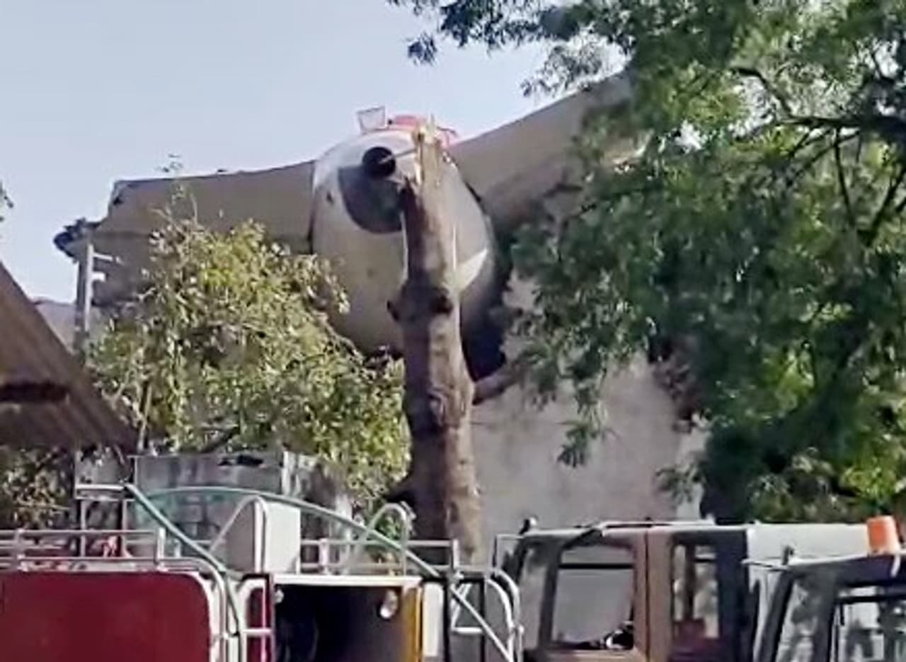 কড়া হচ্ছে বেসামরিক বিমান মন্ত্রক কড়া হচ্ছে বেসামরিক বিমান মন্ত্রক