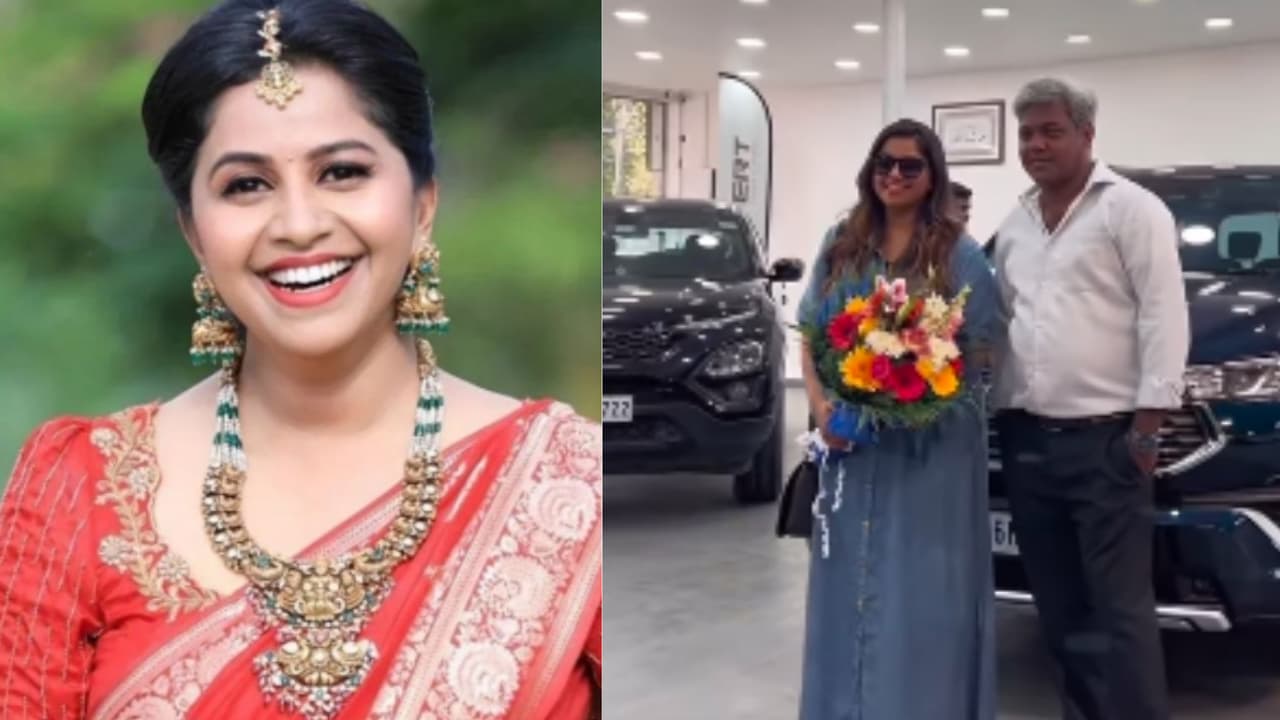 தொகுப்பாளினி அனுஸ்ரீ தொகுப்பாளினி அனுஸ்ரீ