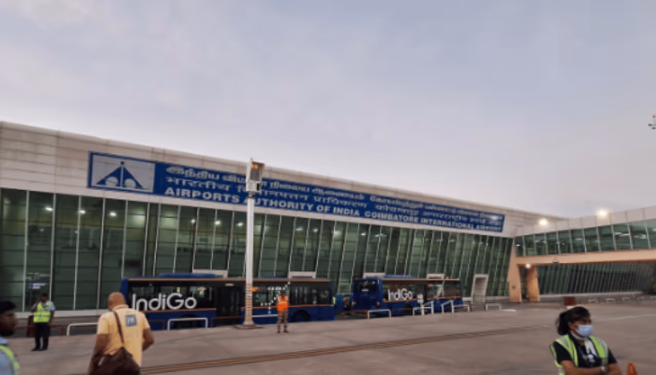 கோவை விமானநிலையம் பின்புறம்