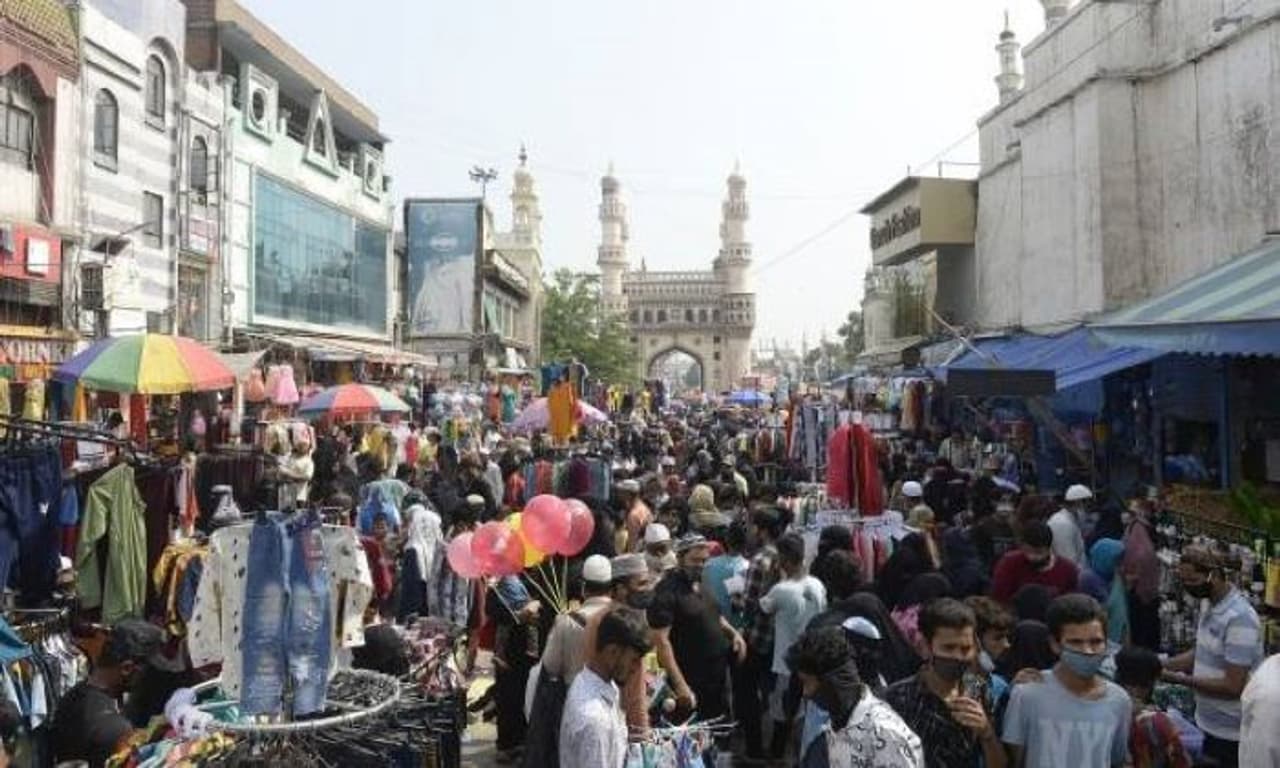 హైదరాబాద్ లో అత్యంత కాస్ట్లీ భూములు ఓల్డ్ సిటీలోనా..! హైదరాబాద్ లో అత్యంత కాస్ట్లీ భూములు ఓల్డ్ సిటీలోనా..!