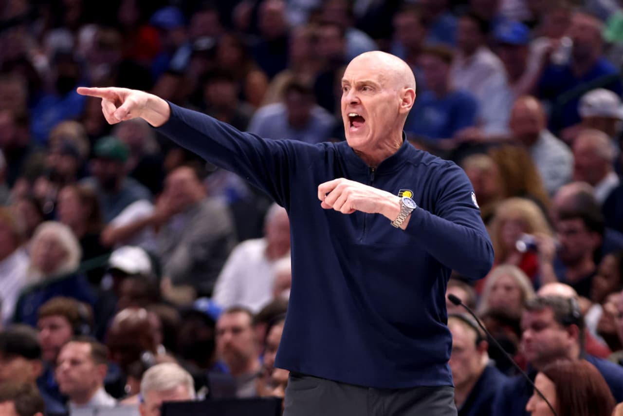 Rick Carlisle – 1,033 Games (2009–2021) Rick Carlisle – 1,033 Games (2009–2021)