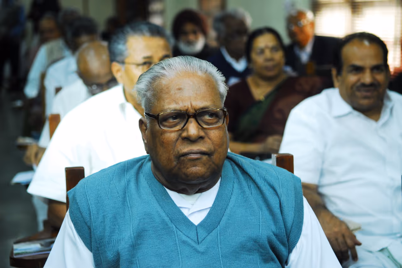 வி.எஸ். அச்சுதானந்தன் வி.எஸ். அச்சுதானந்தன்