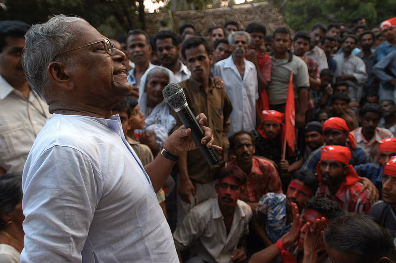 வி.எஸ். அச்சுதானந்தன் வாழ்க்கை வரலாறு