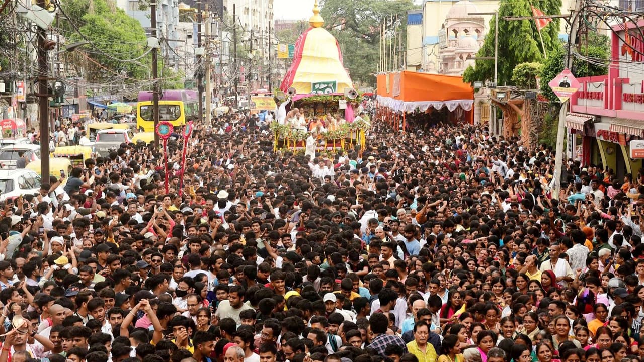 भगवान जगन्नाथ की भव्य रथयात्रा