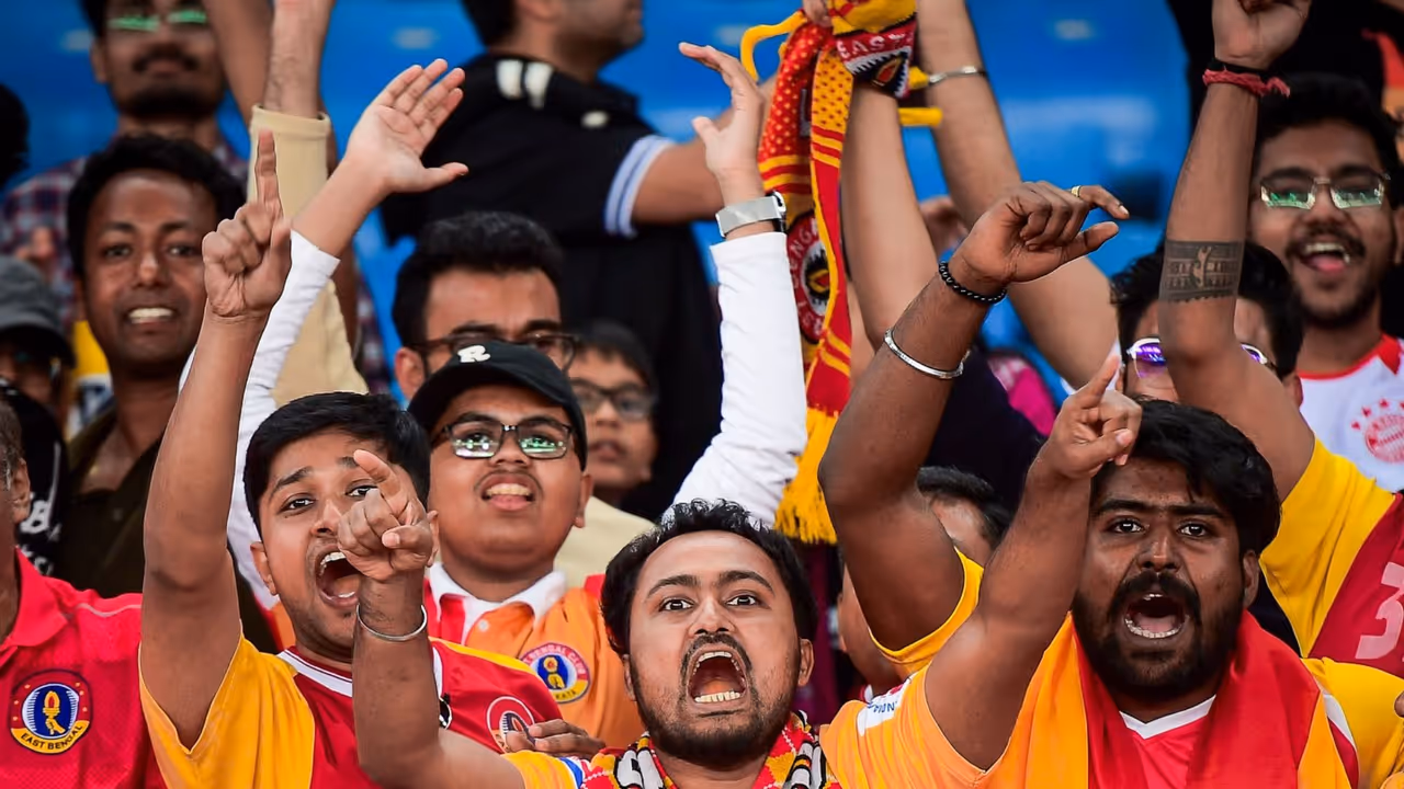 দলবদলের বাজার এই মুহূর্তে রীতিমতো সরগরম