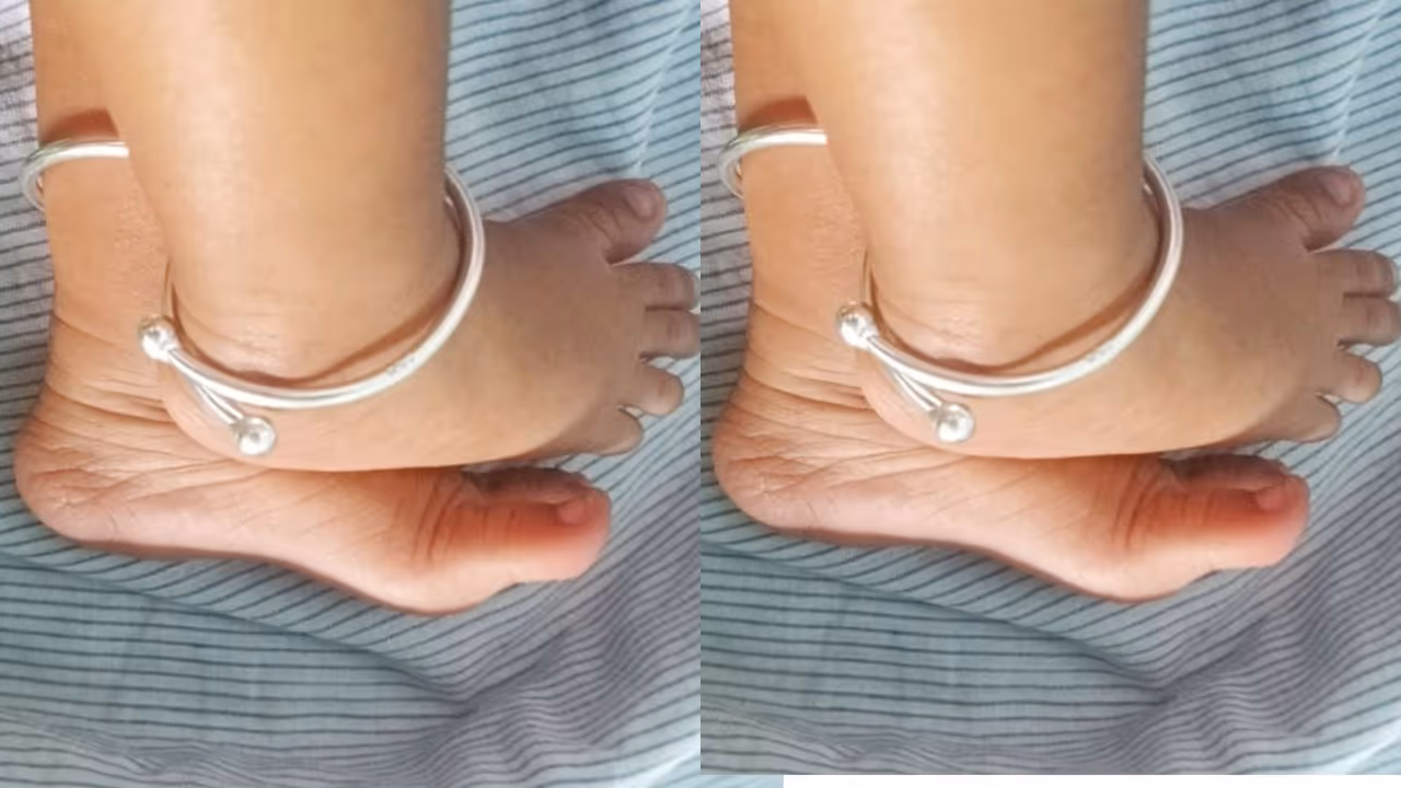 बाळ घरातून जाताना आवाज येईल छुमछुम, बारशाला गिफ्ट करा हे खास पैंजण बाळ घरातून जाताना आवाज येईल छुमछुम, बारशाला गिफ्ट करा हे खास पैंजण