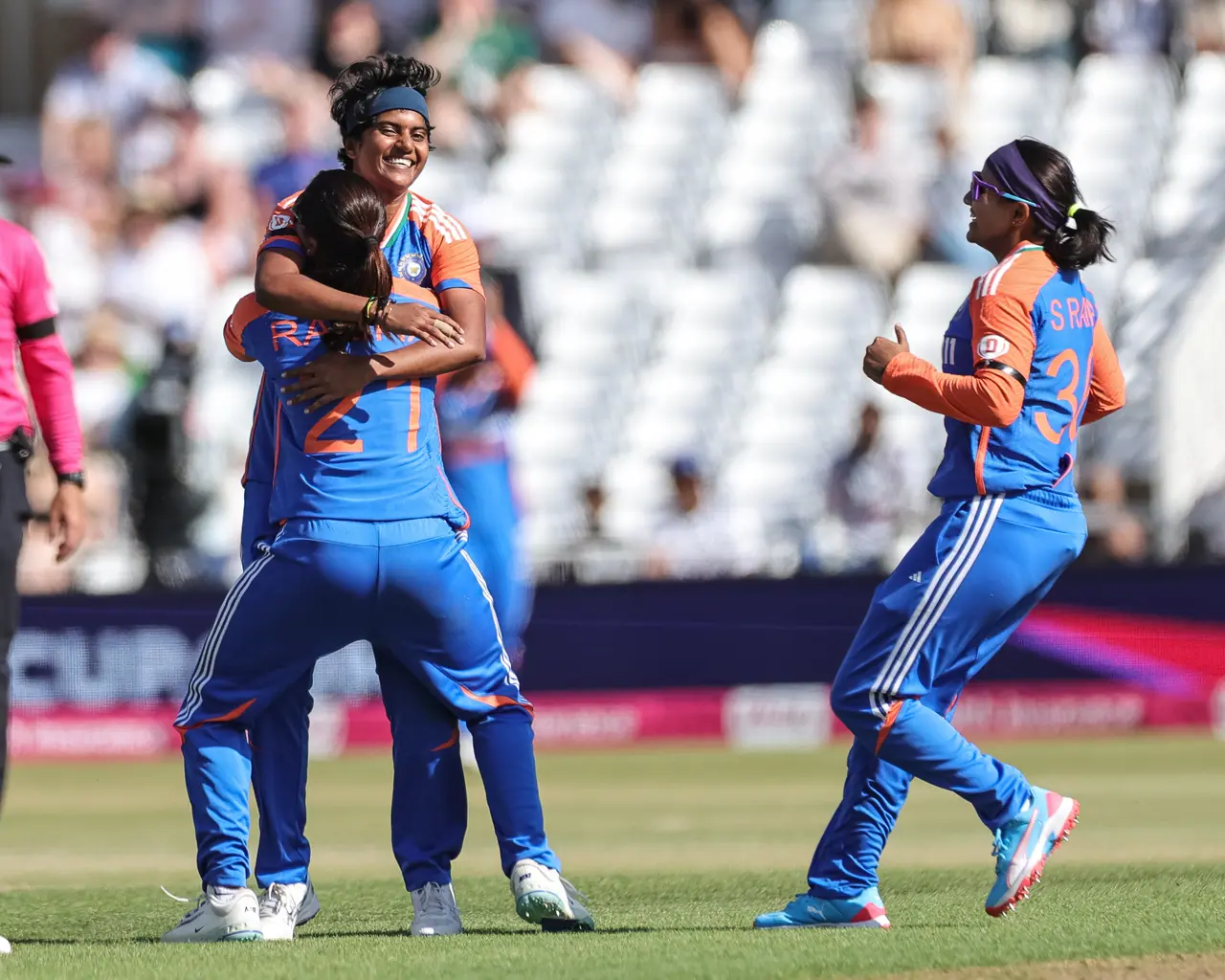 శ్రీచరణి ఓ ఇన్‌స్పిరేషన్‌