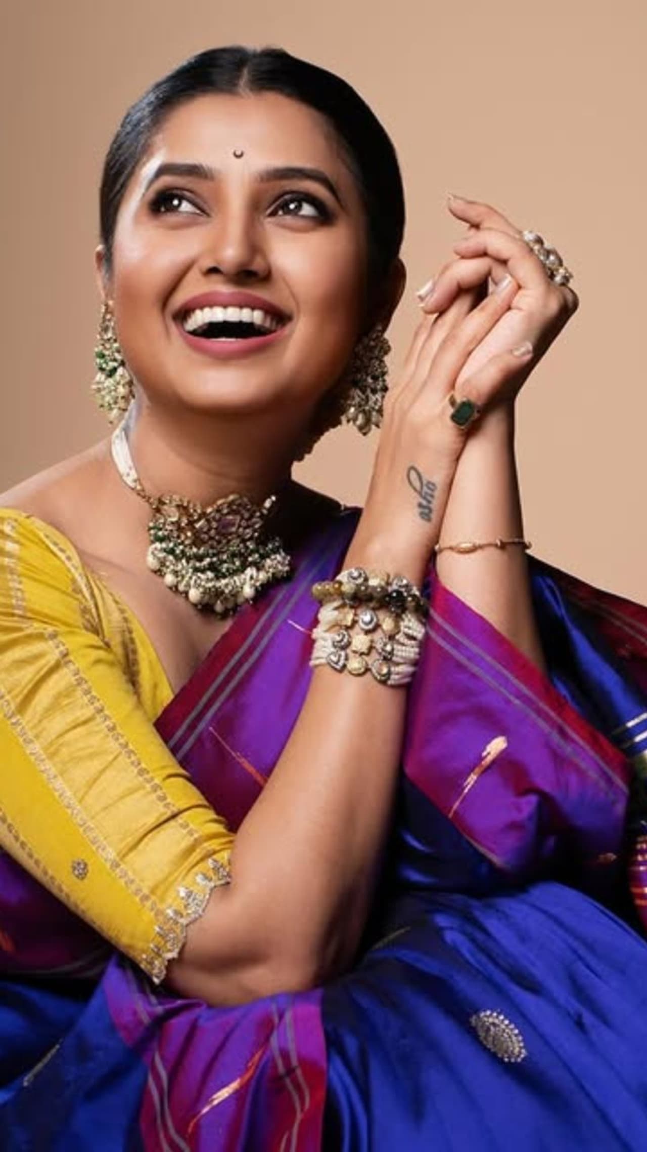 प्राजक्ता माळीचं आईनं ठेवलं होत दुसरंच नाव, नंतर दारातल्या 'या' गोष्टीवरून नाव कस पडलं? प्राजक्ता माळीचं आईनं ठेवलं होत दुसरंच नाव, नंतर दारातल्या 'या' गोष्टीवरून नाव कस पडलं?