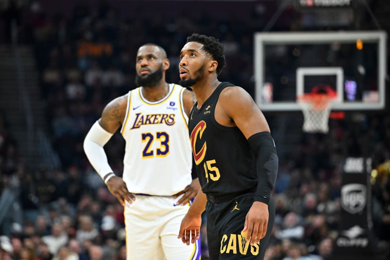 Mitchell to Lakers: LeBron’s Final Push? Mitchell to Lakers: LeBron’s Final Push?