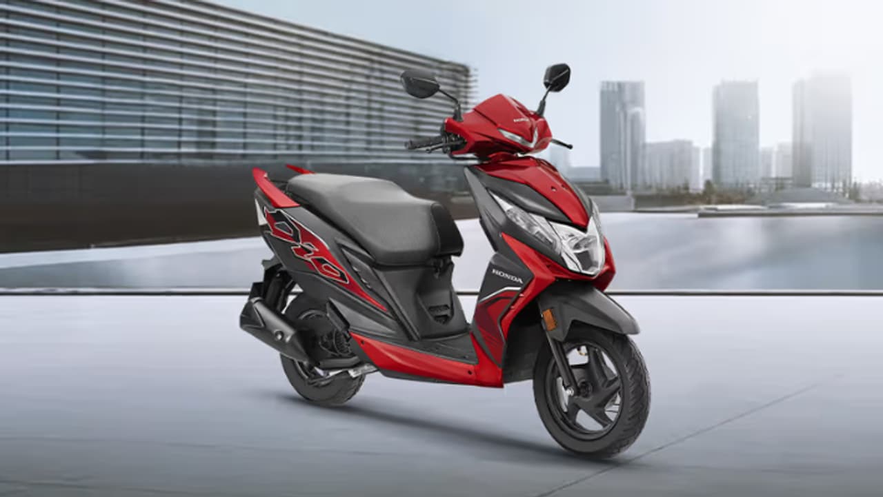 இரு சக்கர வாகன விற்பனை