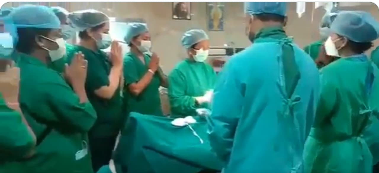 ಸಾಮಾಜಿಕ ಮಾಧ್ಯಮದಲ್ಲಿ ವೈರಲ್