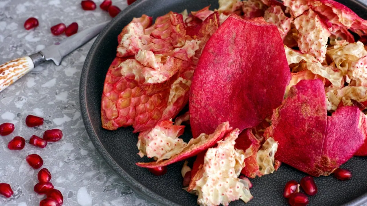 Health Benefits of Pomegranate Peel